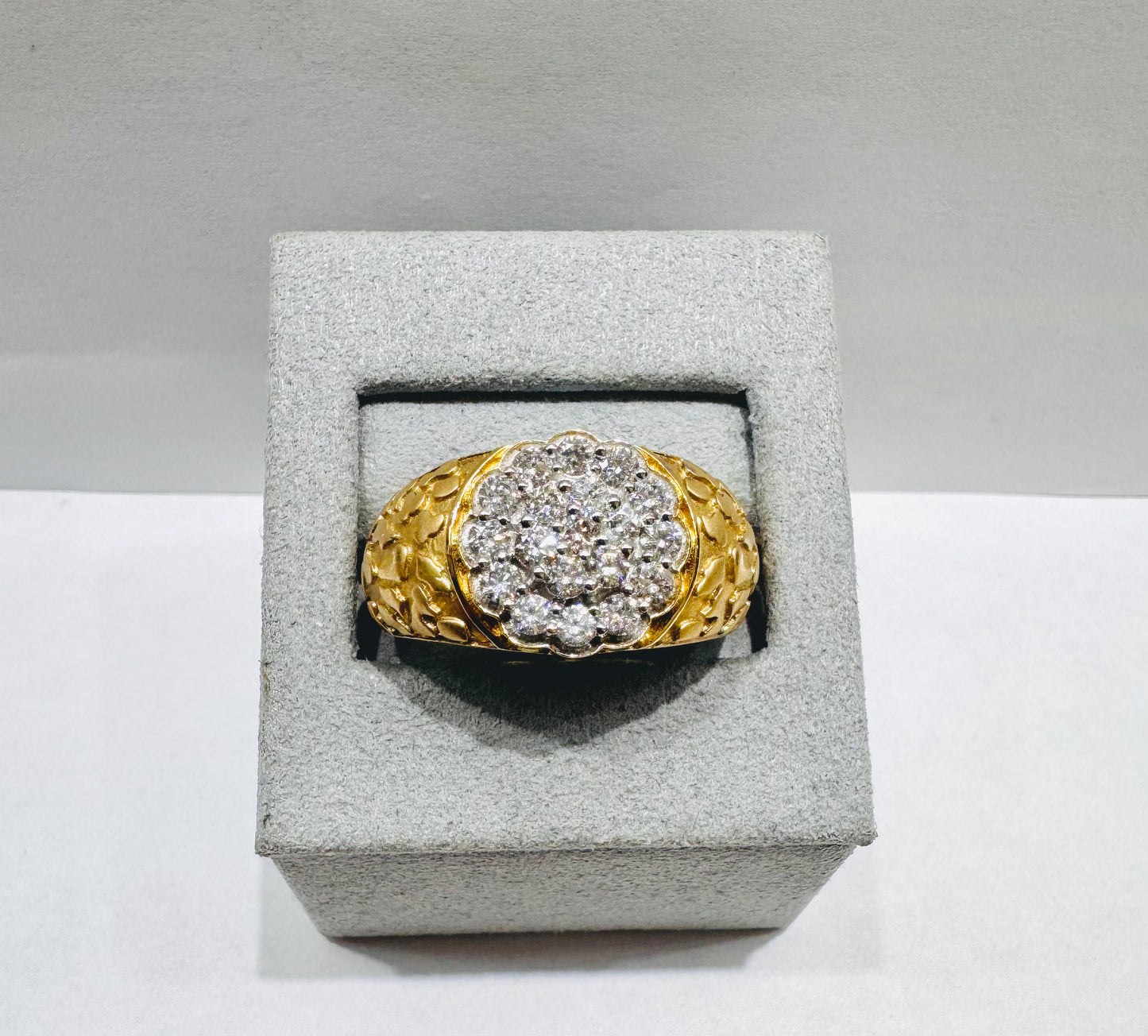 14K GOLD MEN’S NATURAL DIAMOND RING, SIZE: 10
