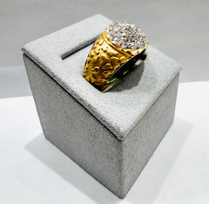 14K GOLD MEN’S NATURAL DIAMOND RING, SIZE: 10