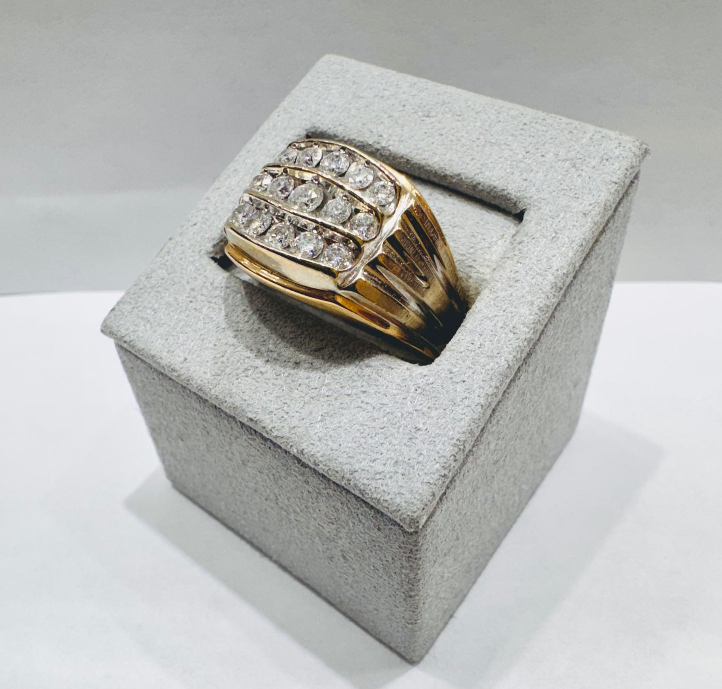 10K GOLD MEN’S NATURAL DIAMOND RING 1.CT, SIZE: 10