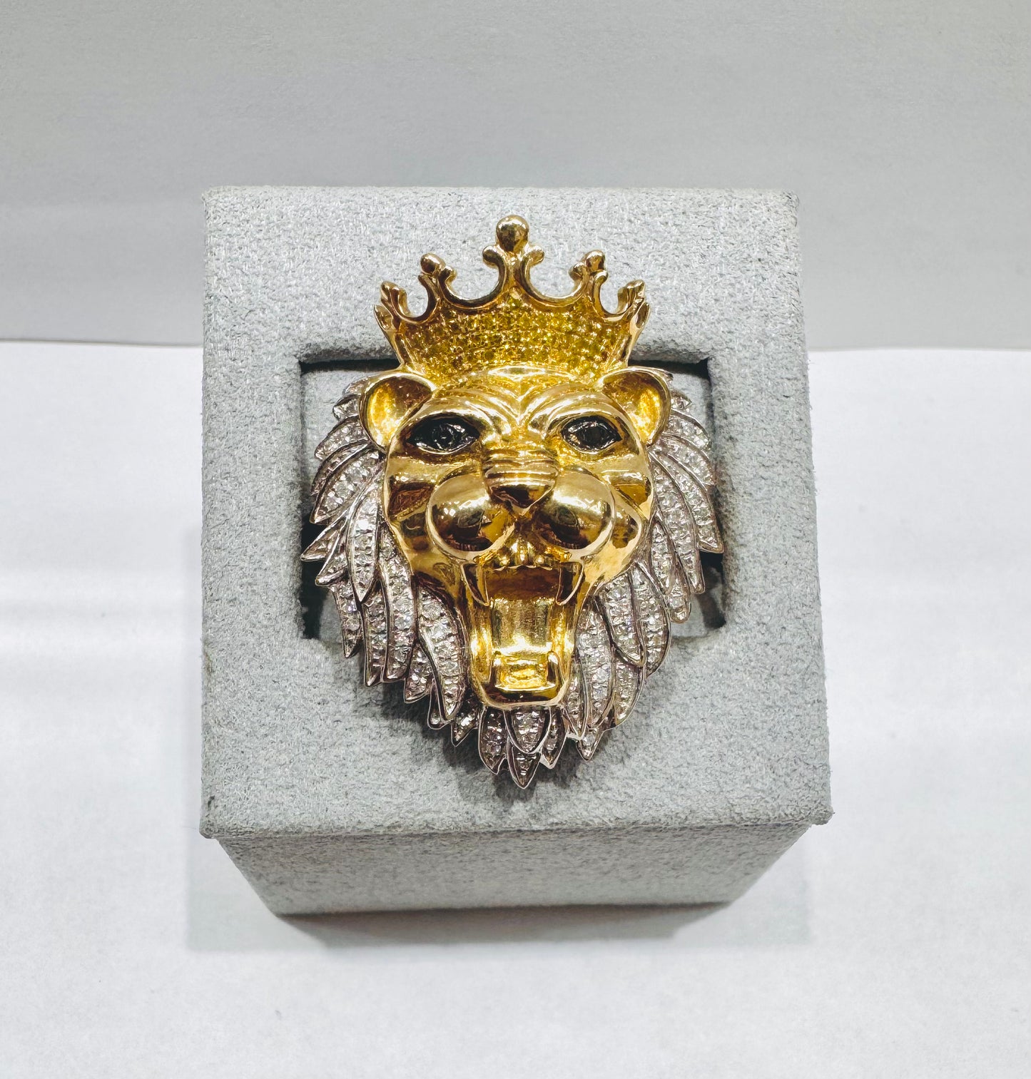 10K GOLD MEN’S NATURAL DIAMOND LION RING 0.40CT, SIZE: 10