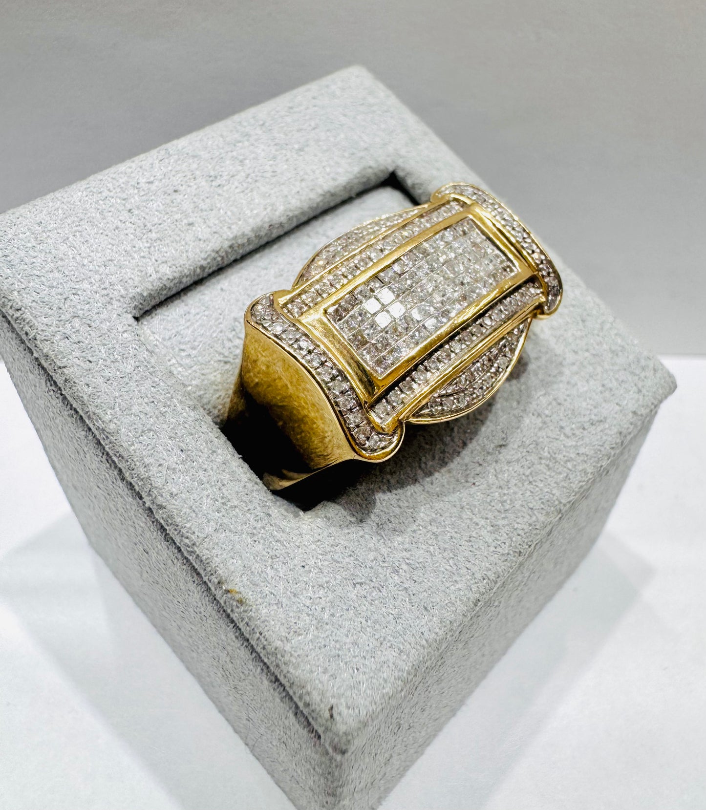 10K GOLD MEN’S NATURAL DIAMOND RING 0.75CT, SIZE: 10