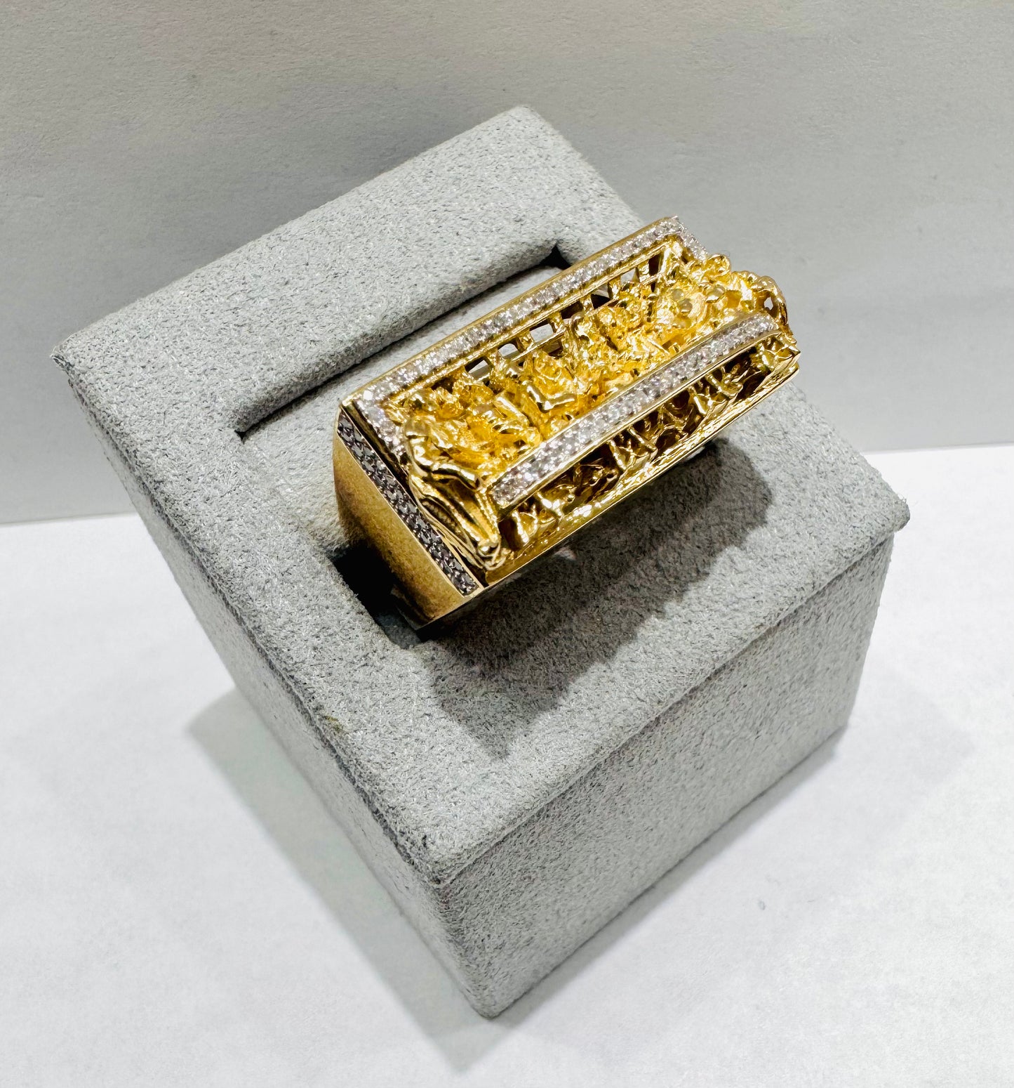 10K GOLD MEN’S NATURAL DIAMOND LAST SUPPER RING 0.28CT, SIZE: 10
