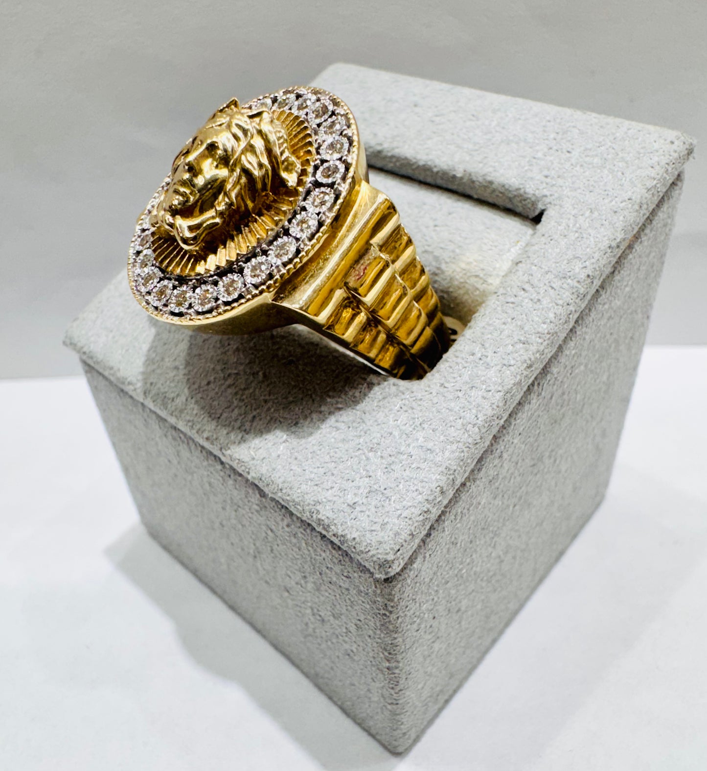 10K GOLD MEN’S NATURAL DIAMOND MEDUSA RING 0.25CT, SIZE: 10