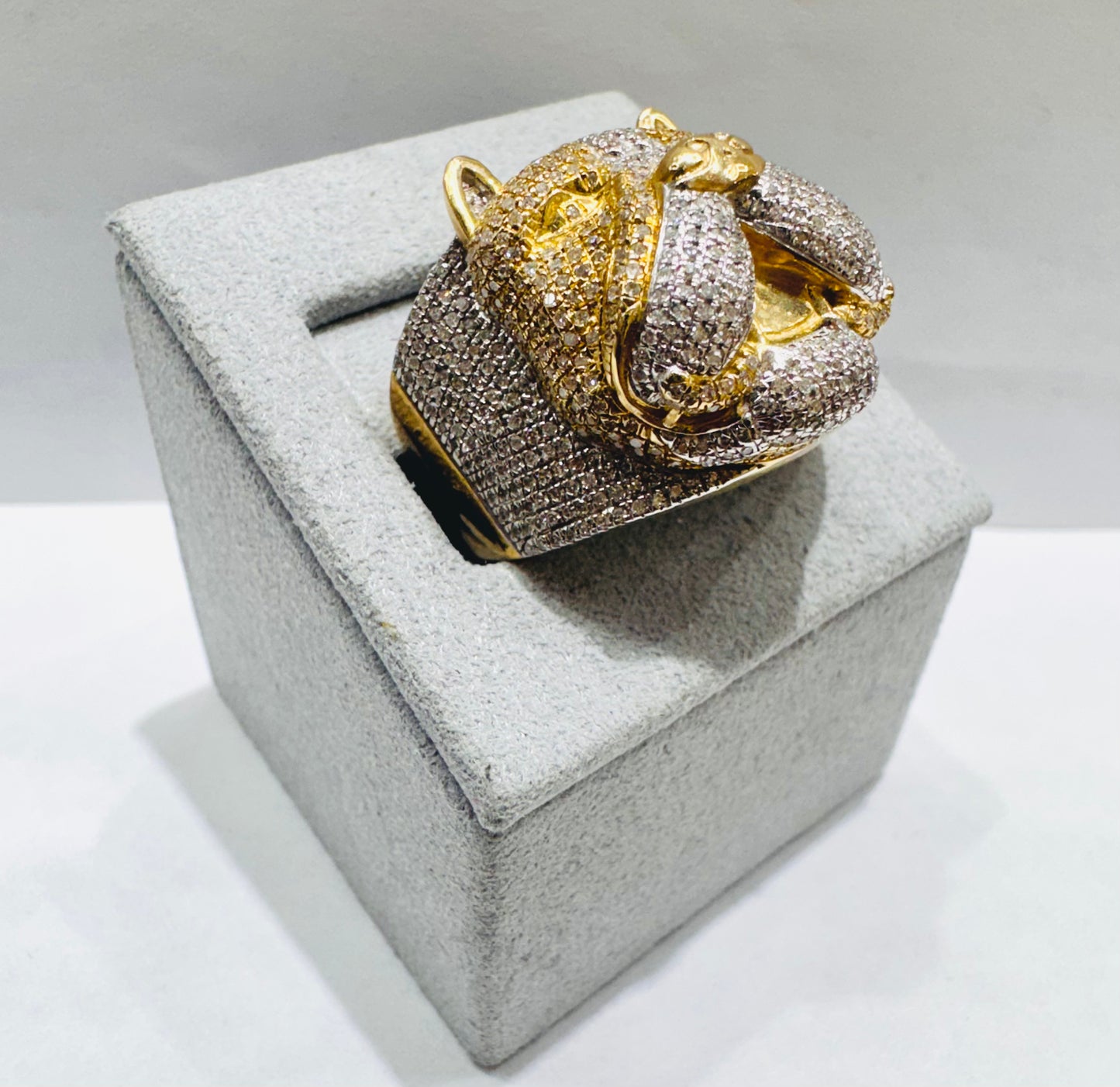 10K GOLD MEN’S NATURAL DIAMOND BULLDOG RING 1.30CT, SIZE: 10