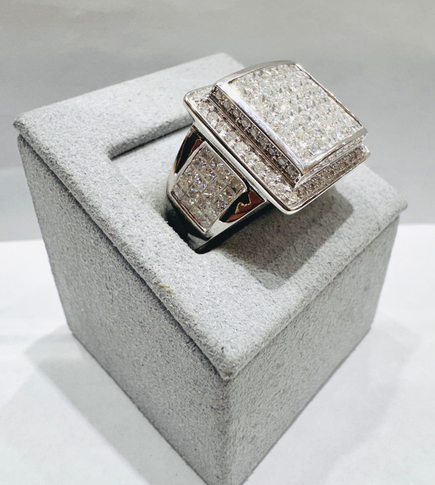 14K WHITE GOLD MEN’S NATURAL DIAMOND RING 3.60CT, SIZE: 10.5