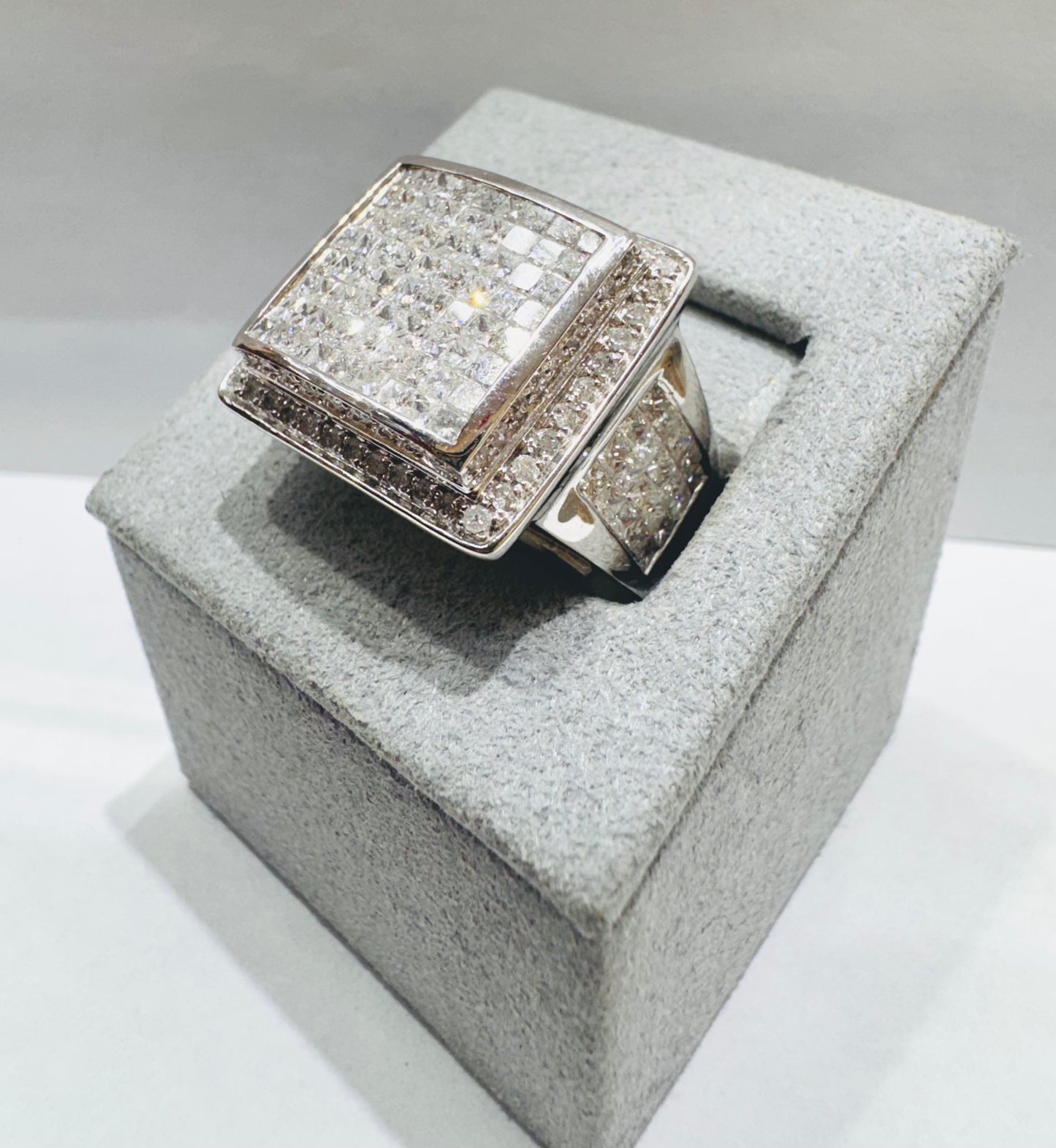 14K WHITE GOLD MEN’S NATURAL DIAMOND RING 3.60CT, SIZE: 10.5