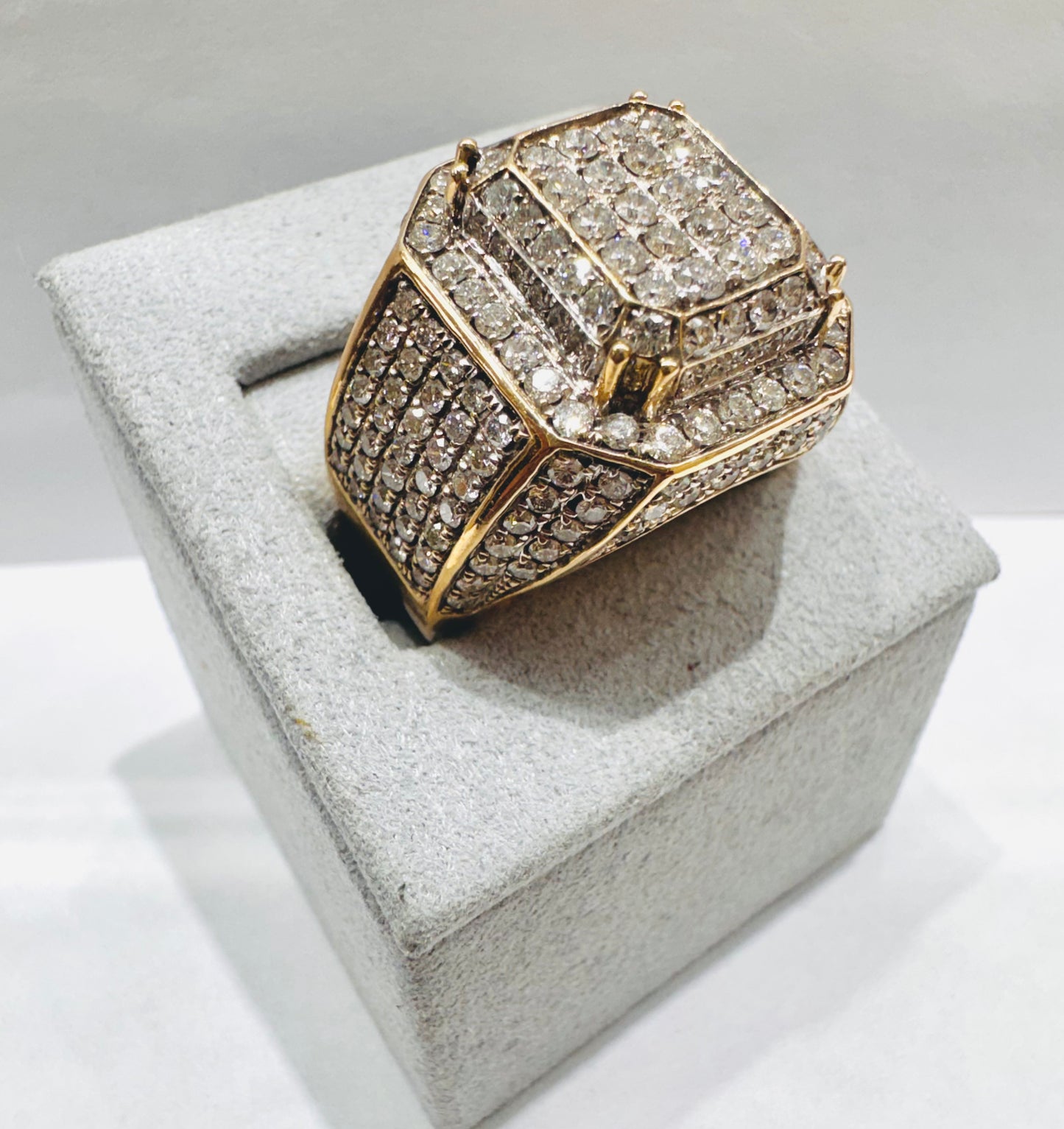 10K GOLD MEN’S NATURAL DIAMOND RING 4.CT, SIZE: 9.5