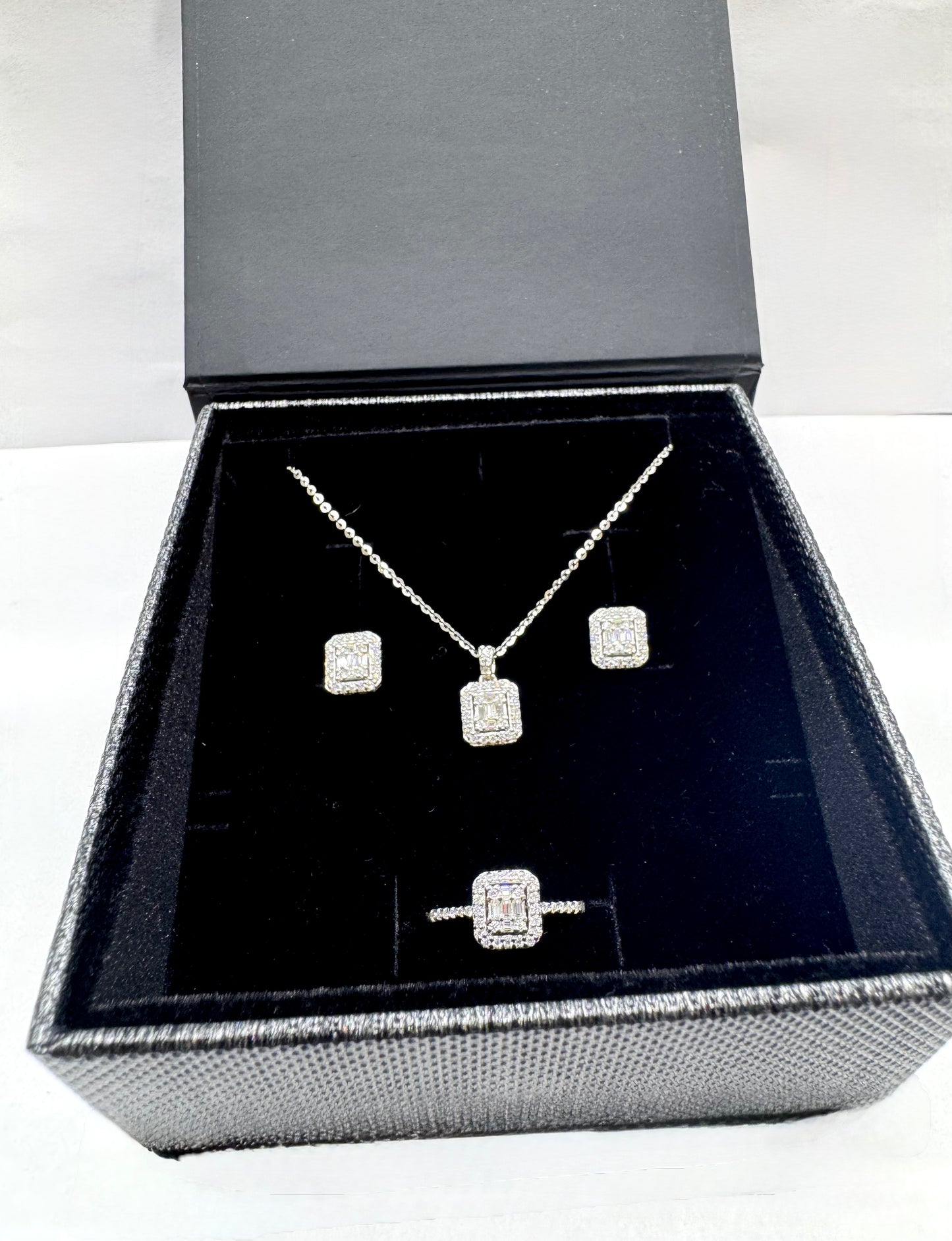 SILVER MOISSANITE BAGUETTE CUT JEWELRY SET 1.27CT, RING-SIZE: 7