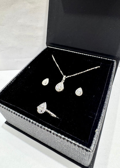 SILVER MOISSANITE TEAR-DROP SHAPED JEWELRY SET 3.73CT, RING-SIZE: 7