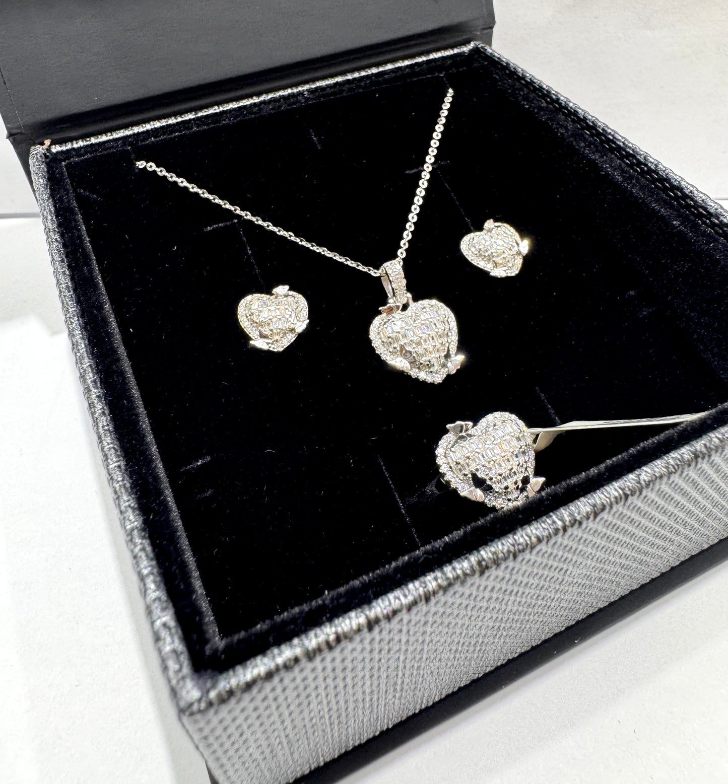 SILVER MOISSANITE HEART SHAPE JEWELRY SET WITH BUTTERFLIES 2.25CT, RING-SIZE: 7