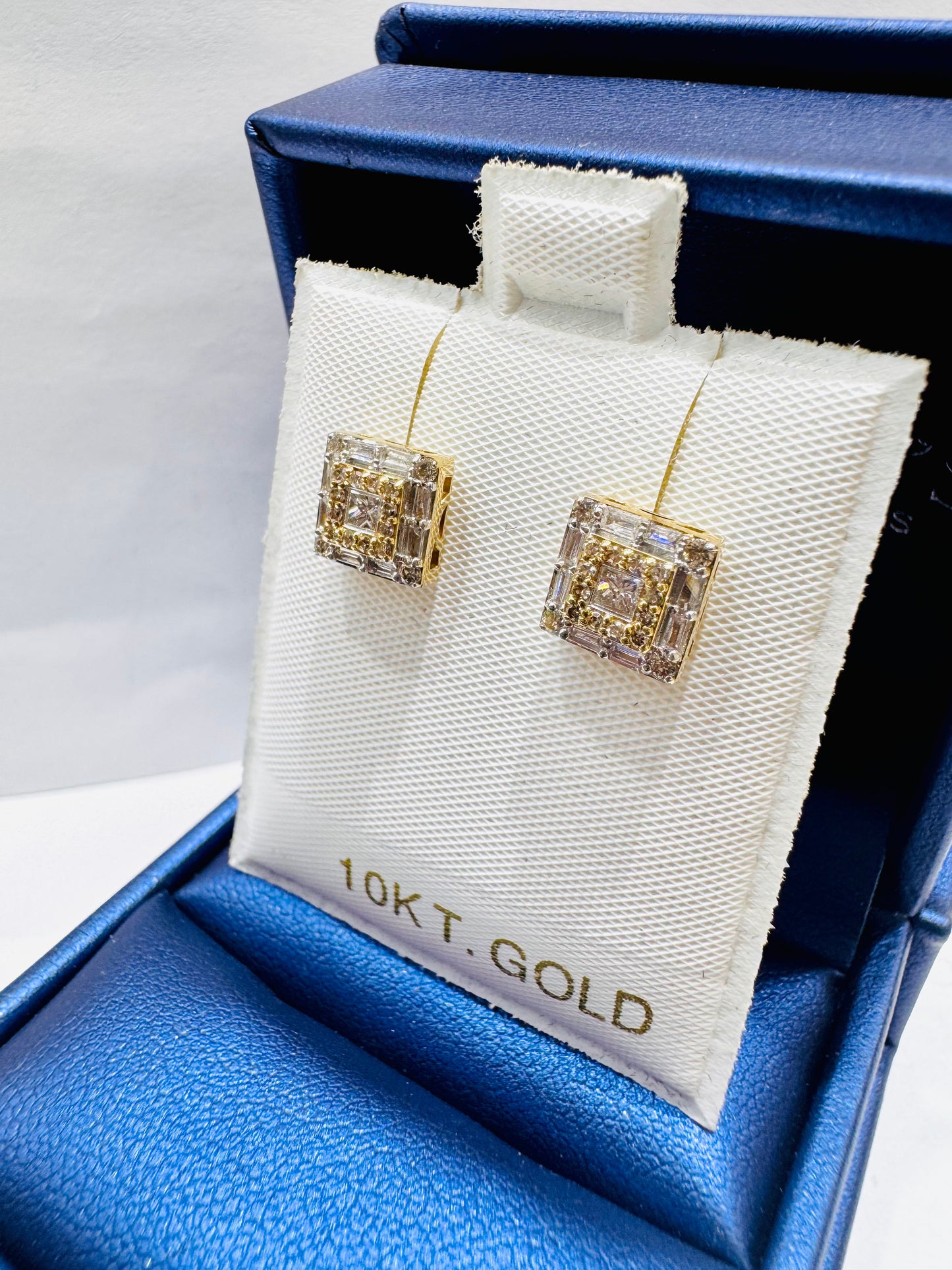 10K GOLD NATURAL DIAMOND BAGUETTE STUD EARRINGS 0.45CT