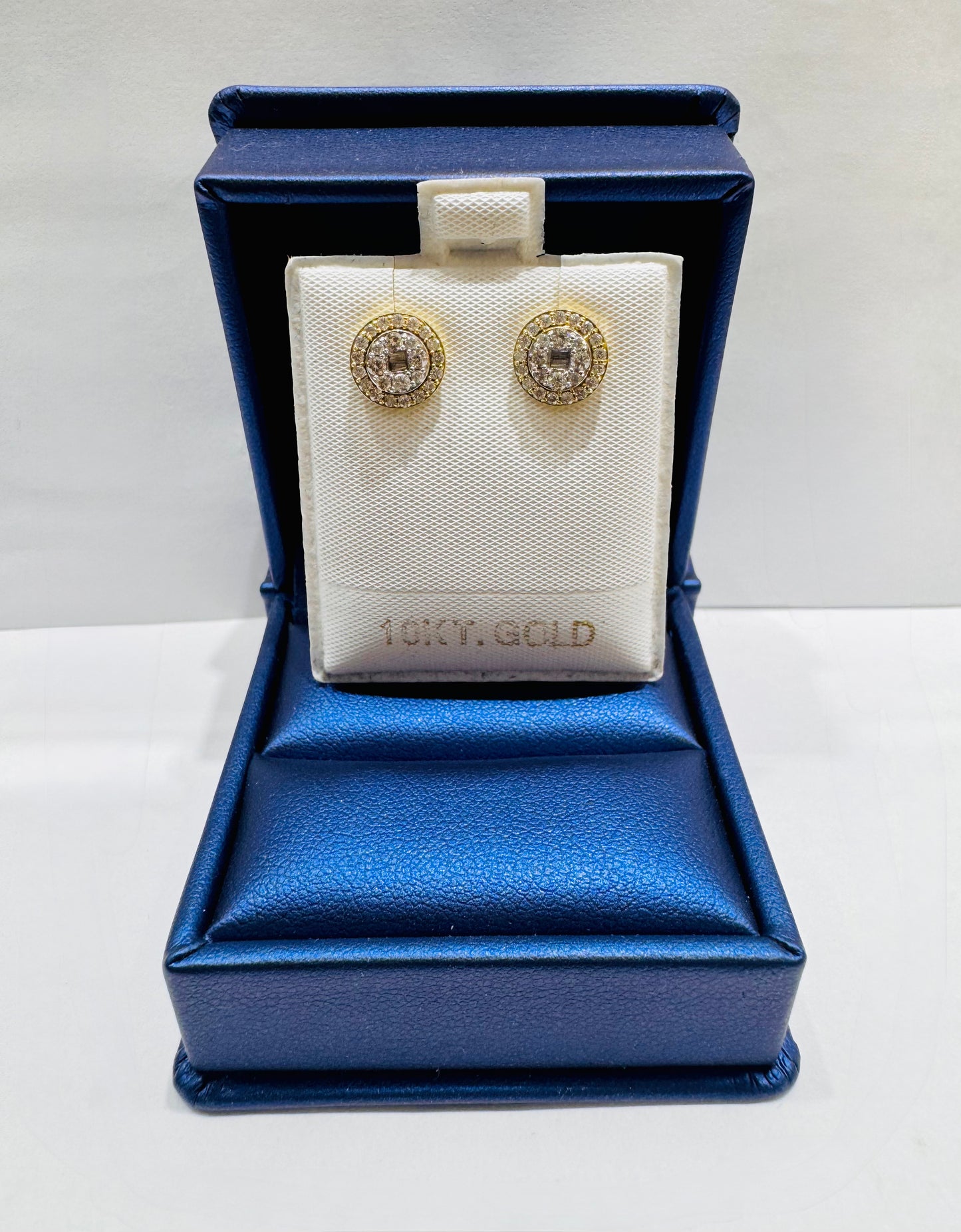 10K GOLD NATURAL DIAMOND EARRINGS 0.62CT