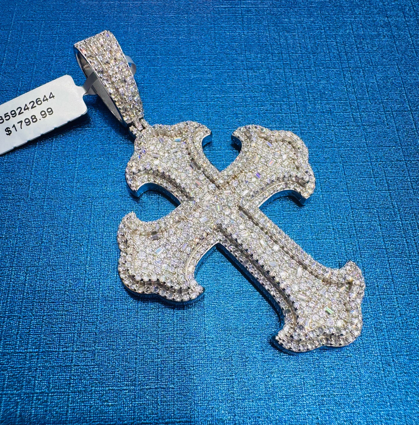 SILVER MOISSANITE CROSS PENDANT 6.87CTW