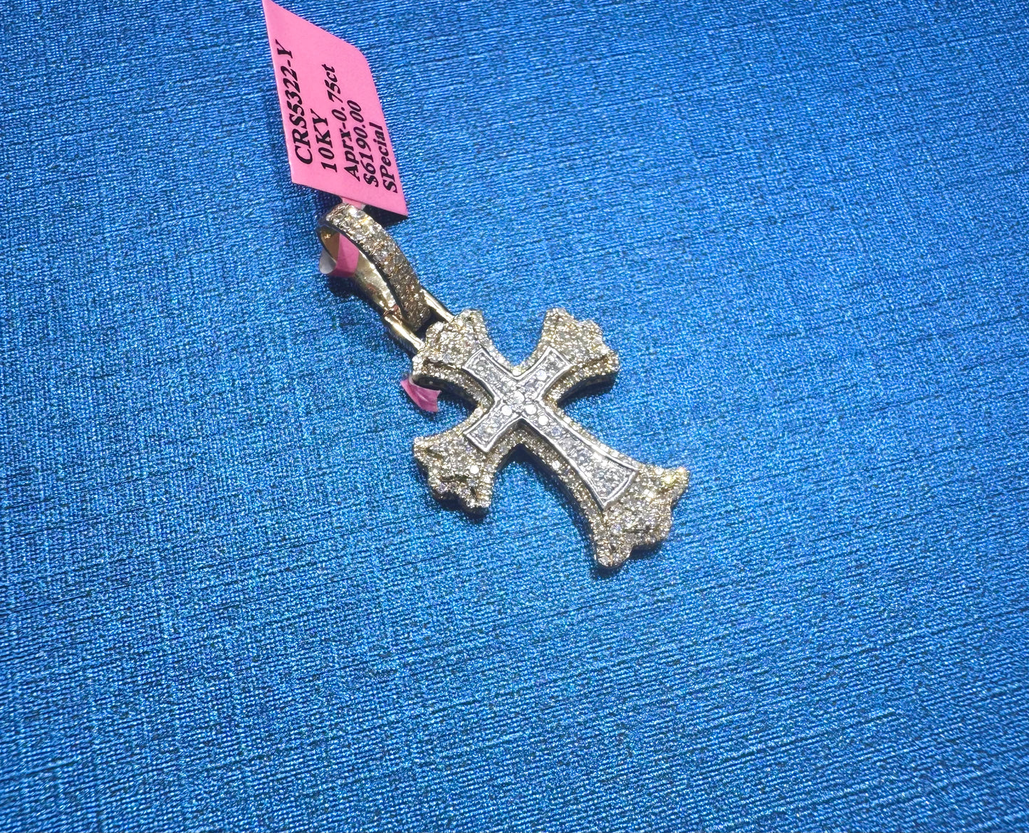 10K GOLD NATURAL DIAMOND CROSS PENDANT 0.75CT