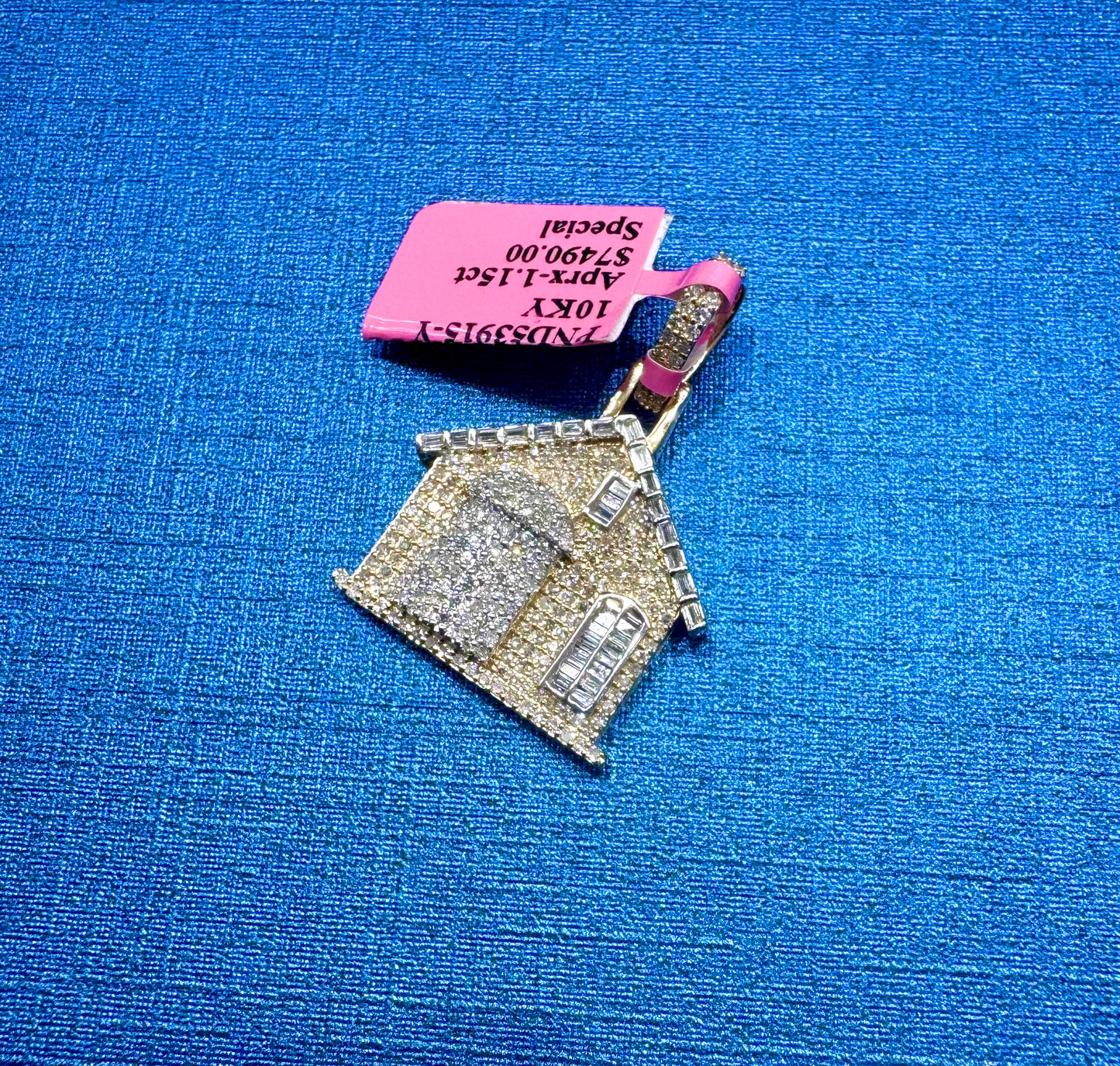 10K GOLD NATURAL DIAMOND HOUSE PENDANT 1.15CT