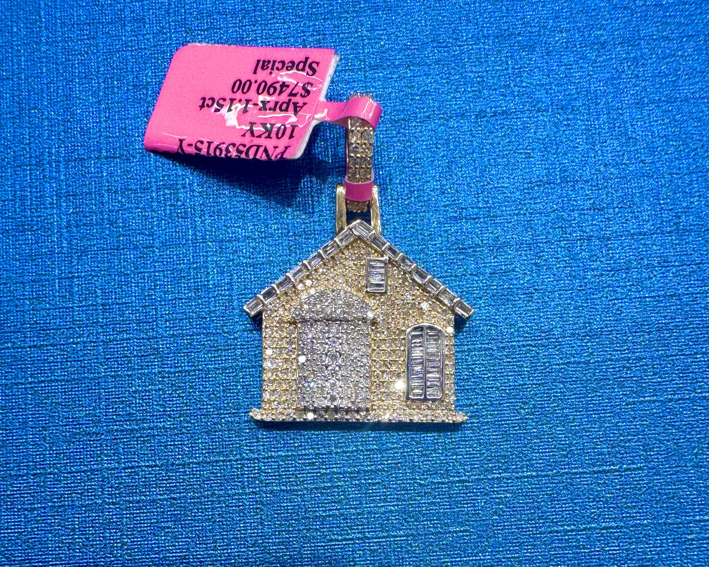 10K GOLD NATURAL DIAMOND HOUSE PENDANT 1.15CT