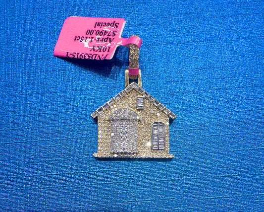 10K GOLD NATURAL DIAMOND HOUSE PENDANT 1.15CT