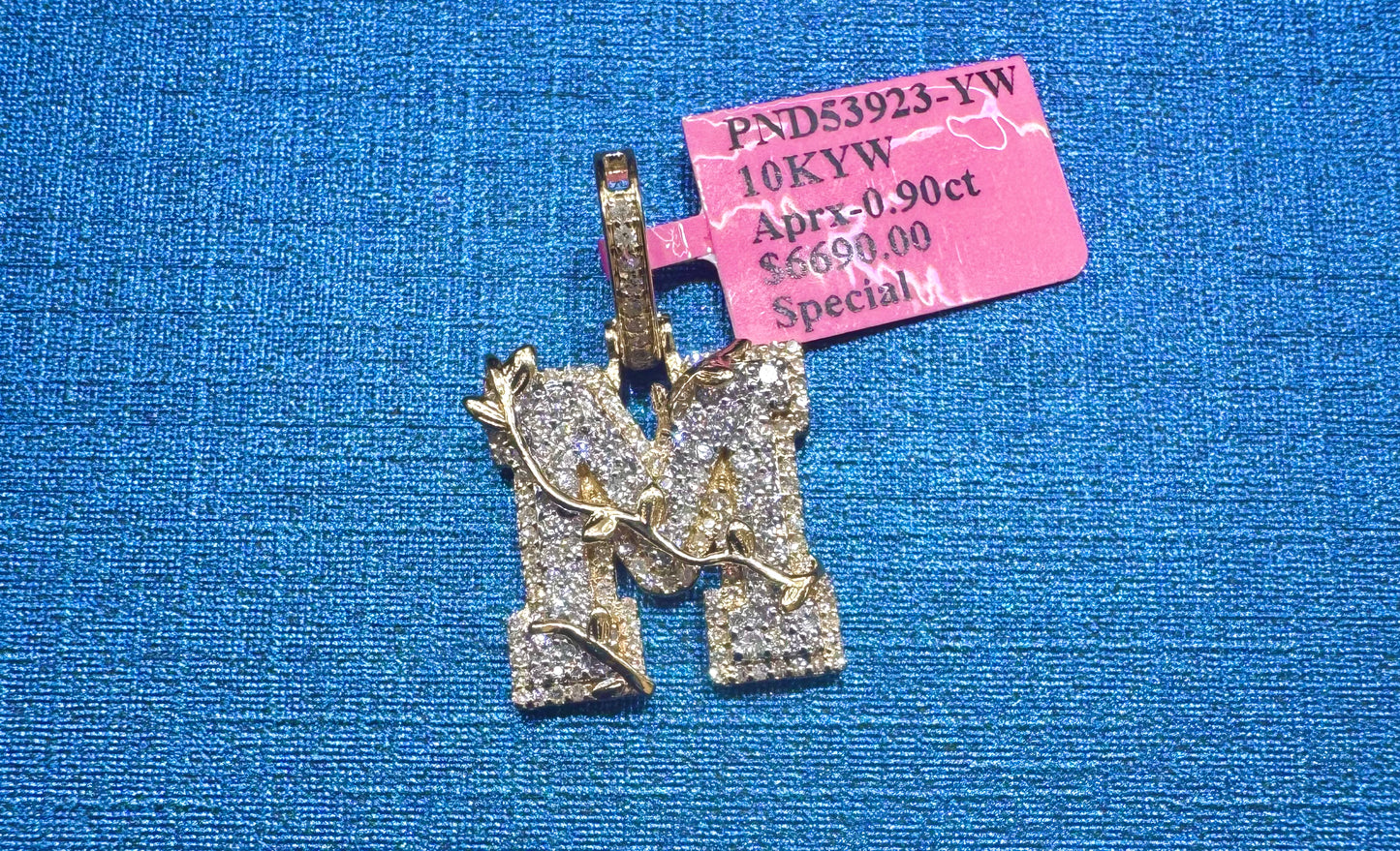 10K GOLD NATURAL DIAMOND INITIAL “M” PENDANT 0.90CT