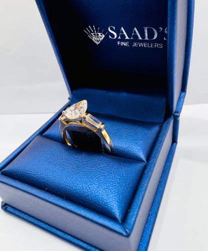 14K GOLD PEAR-CUT, THREE STONE LAB GROWN DIAMOND RING 1.85CT, SIZE: 7
