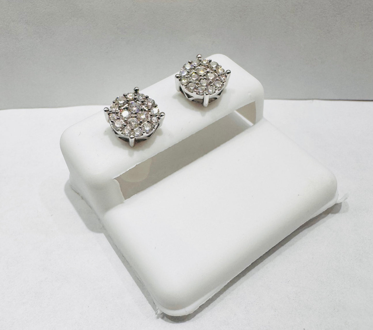 SILVER MOISSANITE EARRINGS 0.75CT