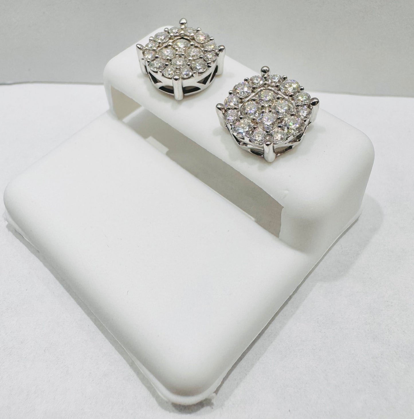 SILVER MOISSANITE EARRINGS 1.50CT