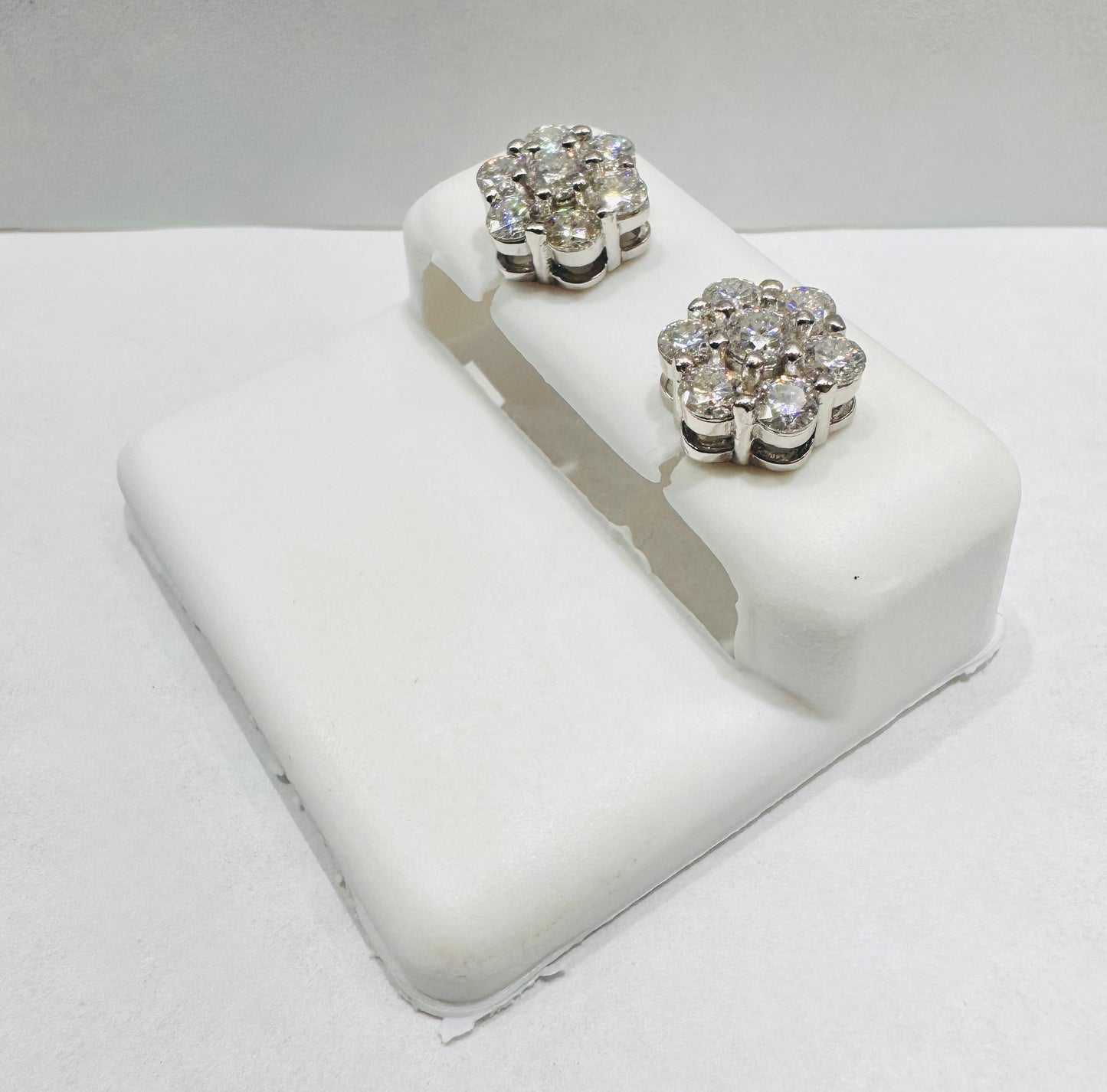 SILVER MOISSANITE EARRINGS 1.50CT