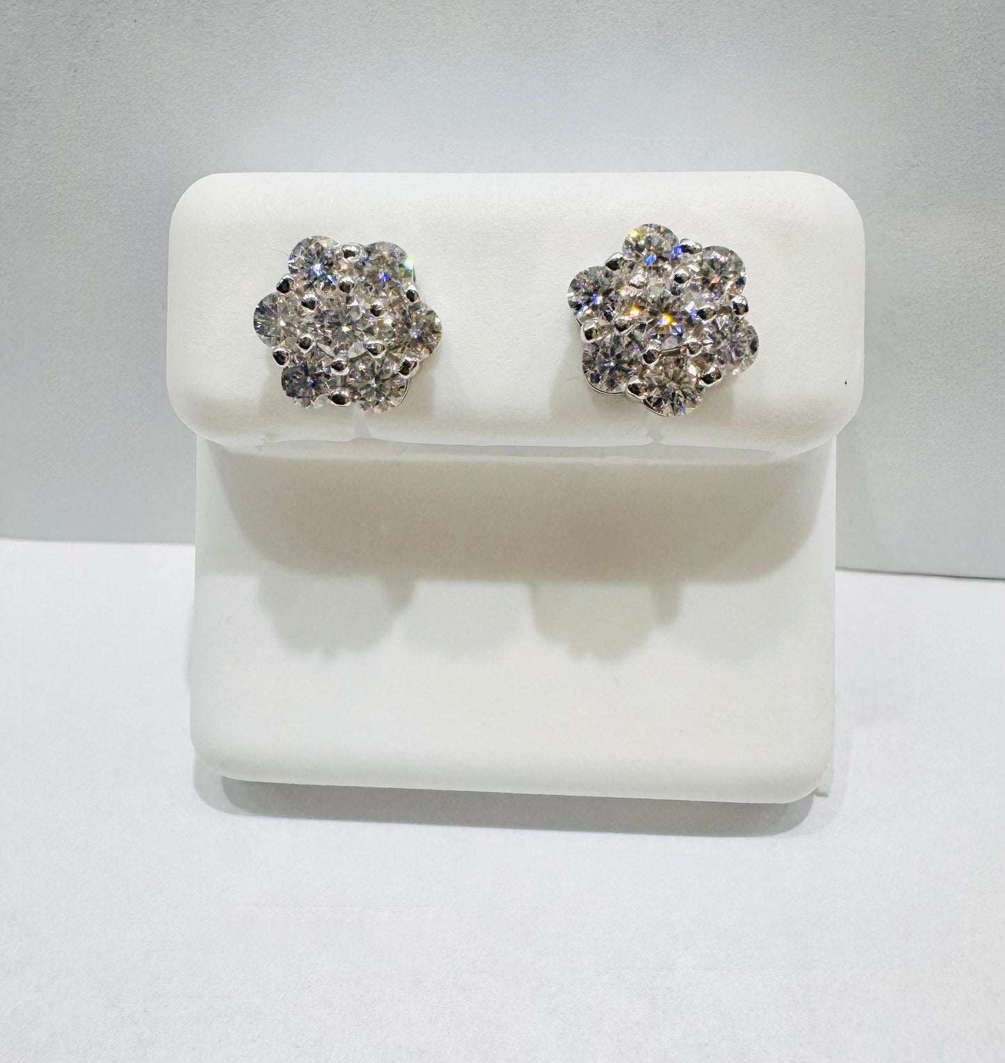 SILVER MOISSANITE EARRINGS 1.50CT