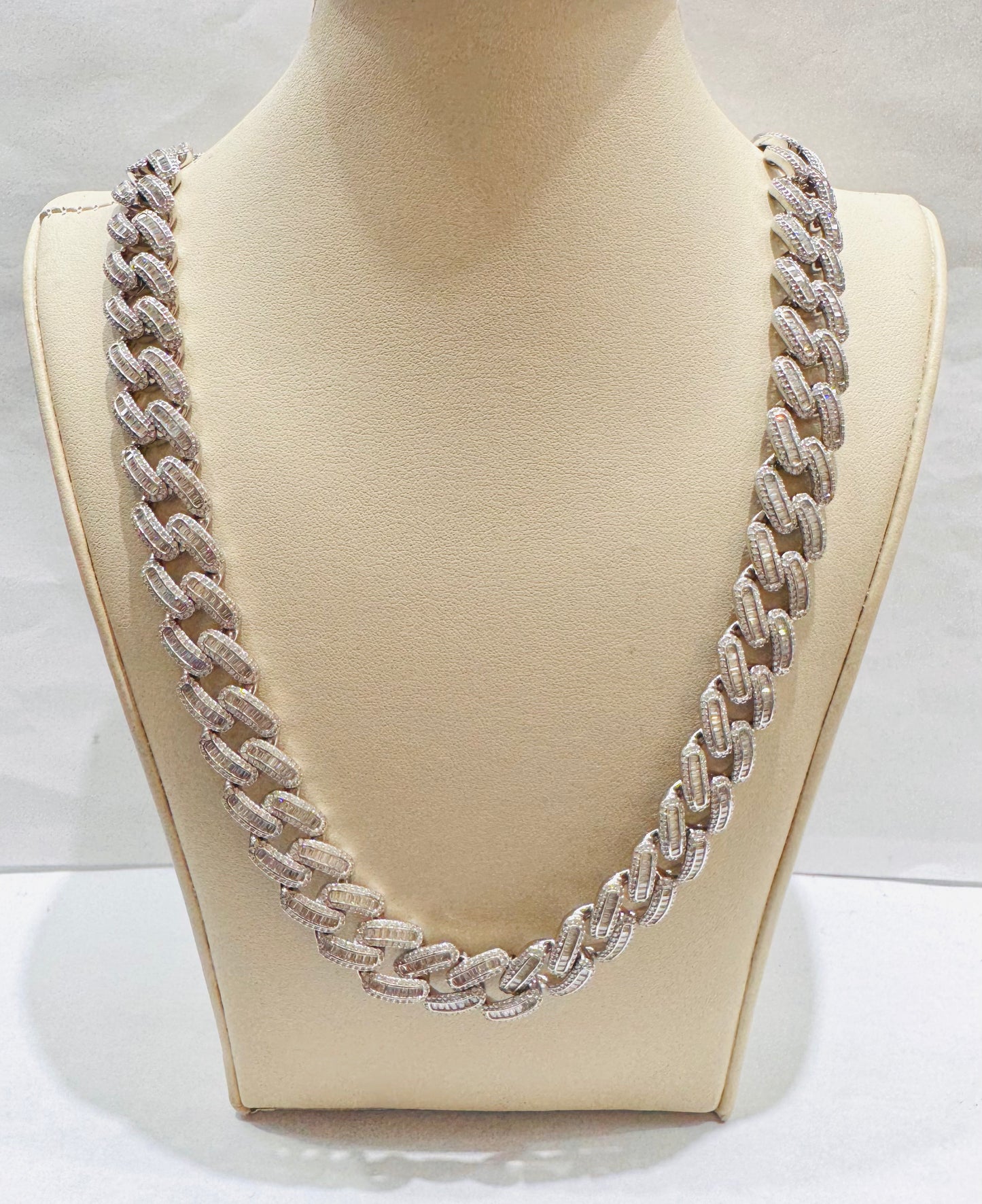 SILVER MOISSANITE CUBAN LINK NECKLACE 22”, VVS 38.65CT, WIDTH: 7mm