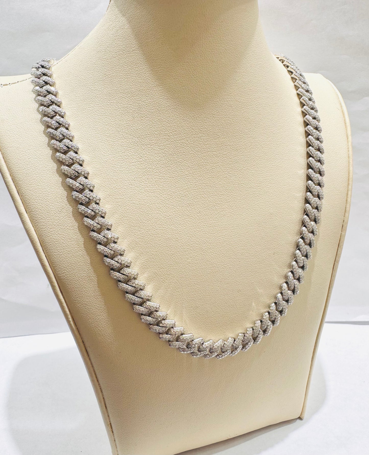 SILVER MOISSANITE CUBAN LINK NECKLACE 18”, VVS 9.19CTW, WIDTH: 8mm
