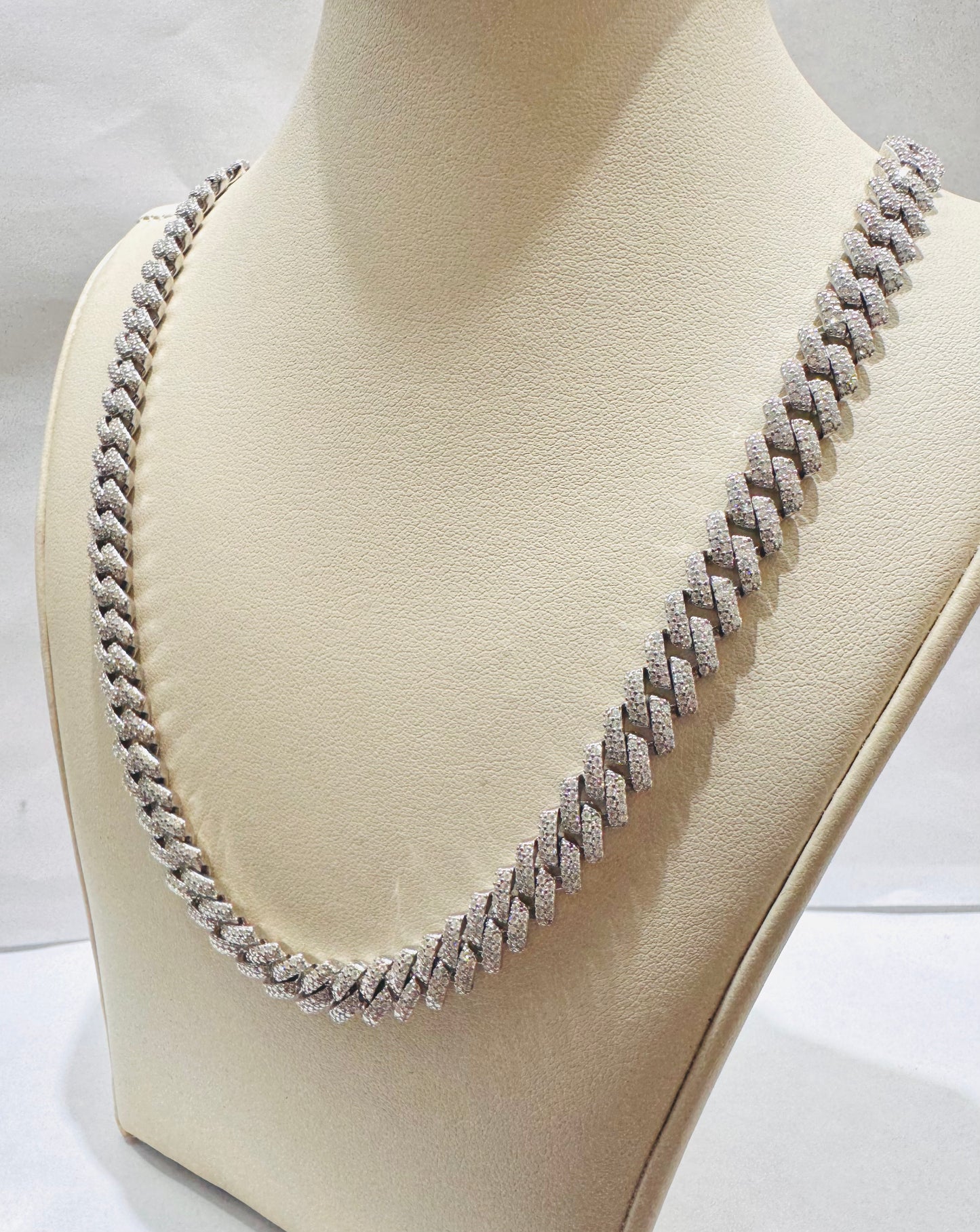 SILVER MOISSANITE CUBAN LINK NECKLACE 18”, VVS 9.19CTW, WIDTH: 8mm