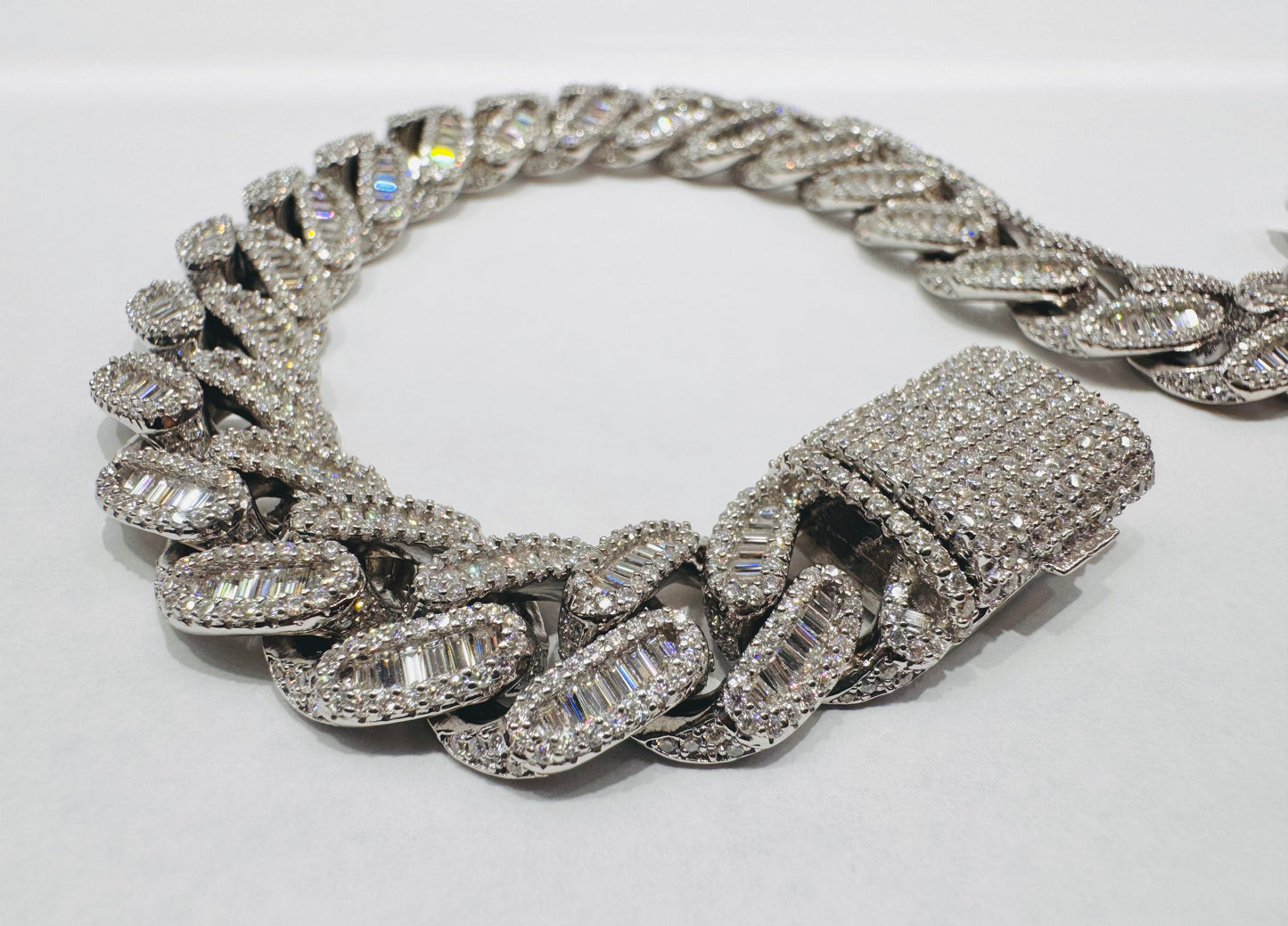 SILVER MOISSANITE CUBAN LINK BRACELET 8.5”, VVS 13.25ctw, WIDTH: 13.5mm