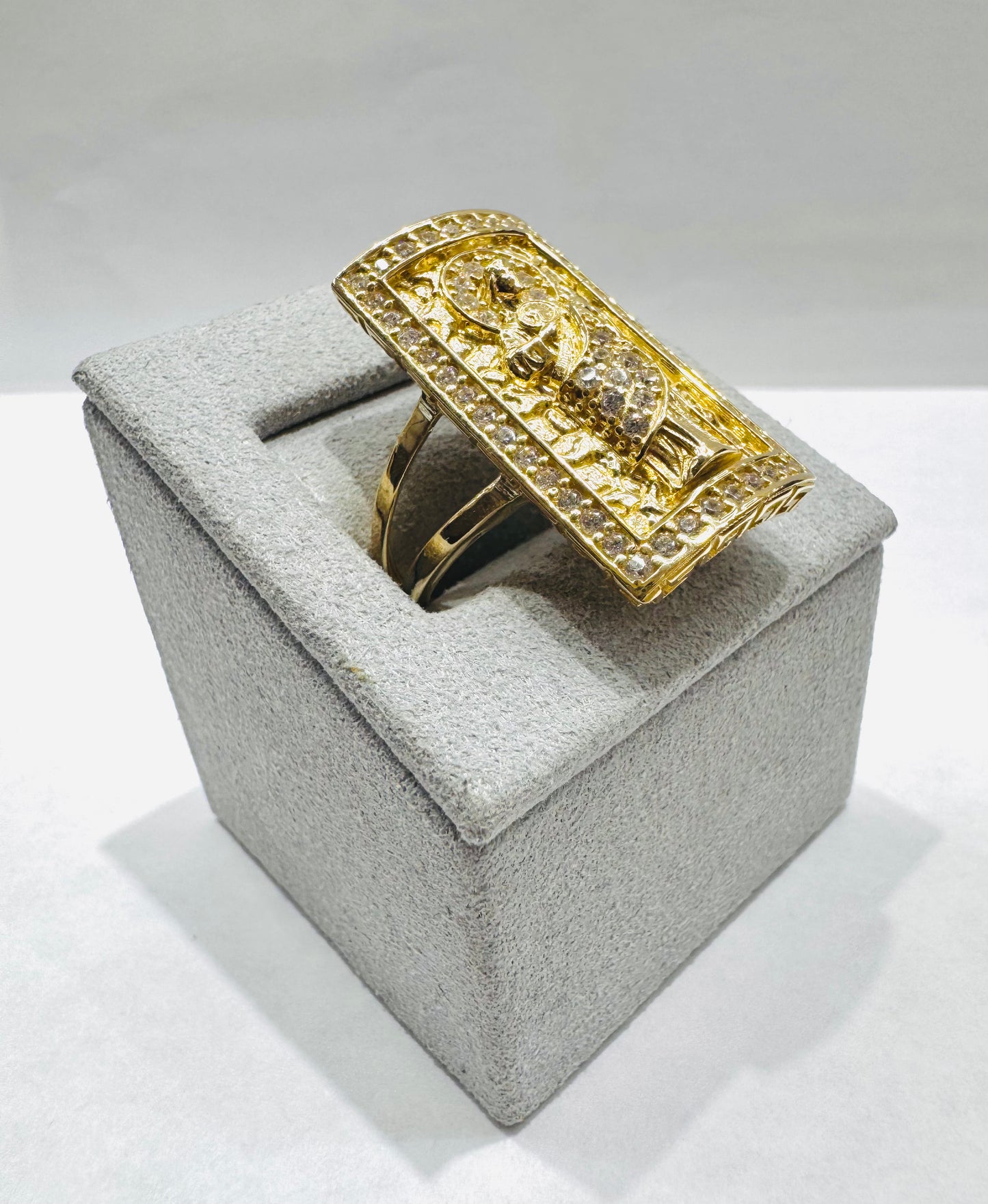 10K GOLD SAINT JUDE RING WITH CZ STONES, WEIGHT: 6.5gm, SIZE: 11