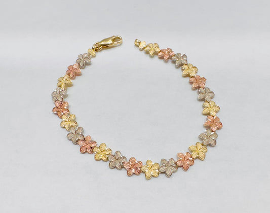 10K GOLD THREE TONE HIBISCUS FLOWER BRACELET 7”, WEIGHT: 6.2gm