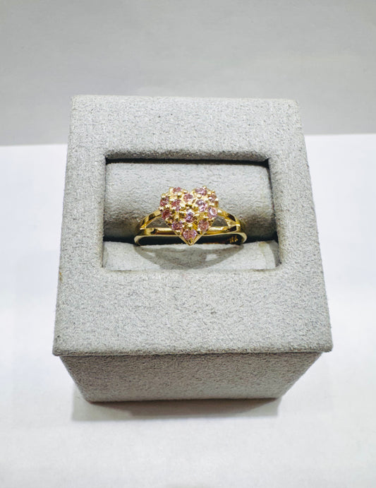 10K GOLD SMALL HEART RING WITH PINK CZ STONES, WEIGHT: 1.8gm, SIZE: 7