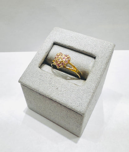 10K GOLD SMALL HEART RING WITH PINK CZ STONES, WEIGHT: 1.8gm, SIZE: 7