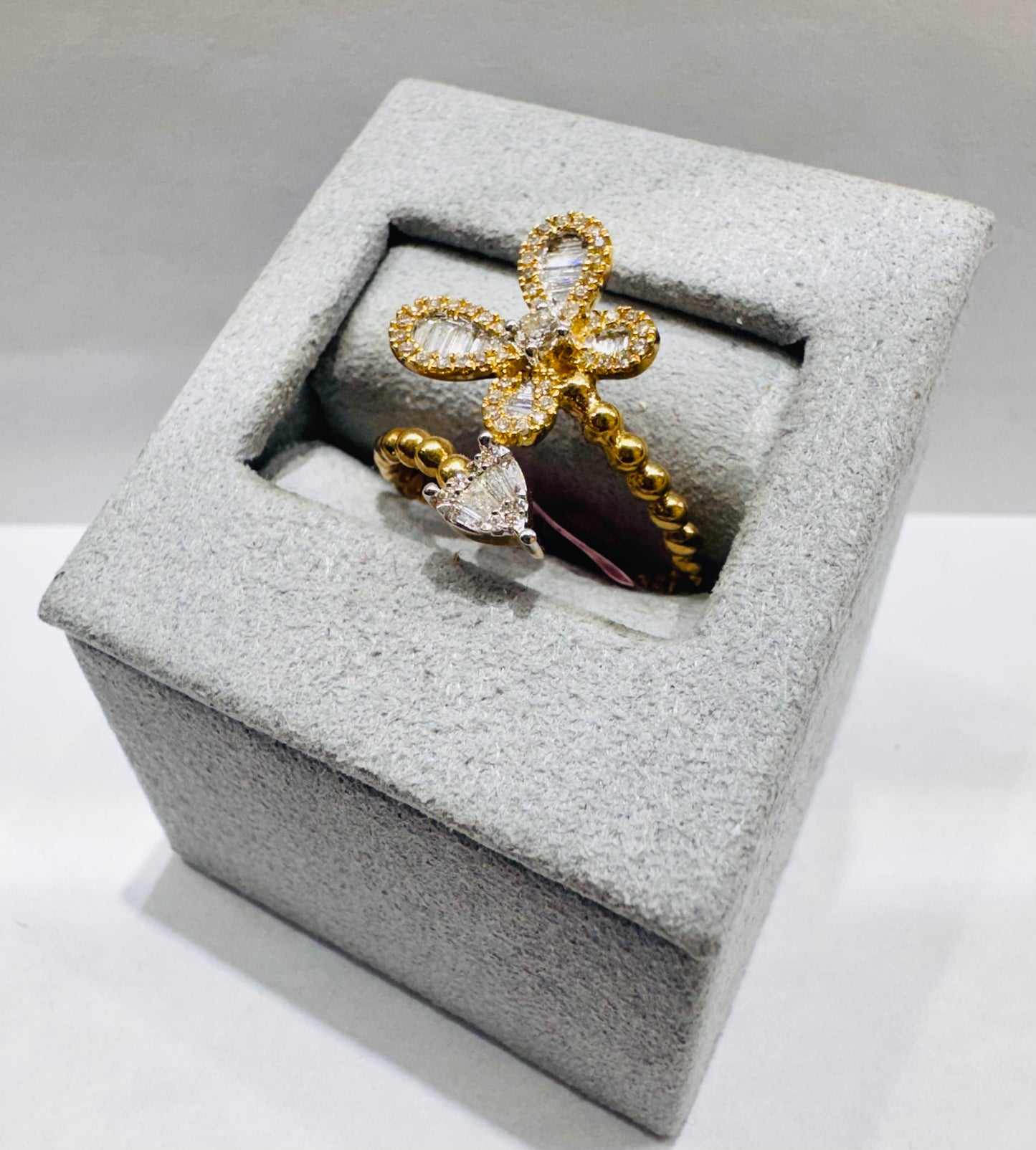 10K GOLD NATURAL DIAMOND BUTTERFLY RING 0.40CT, SIZE: 7