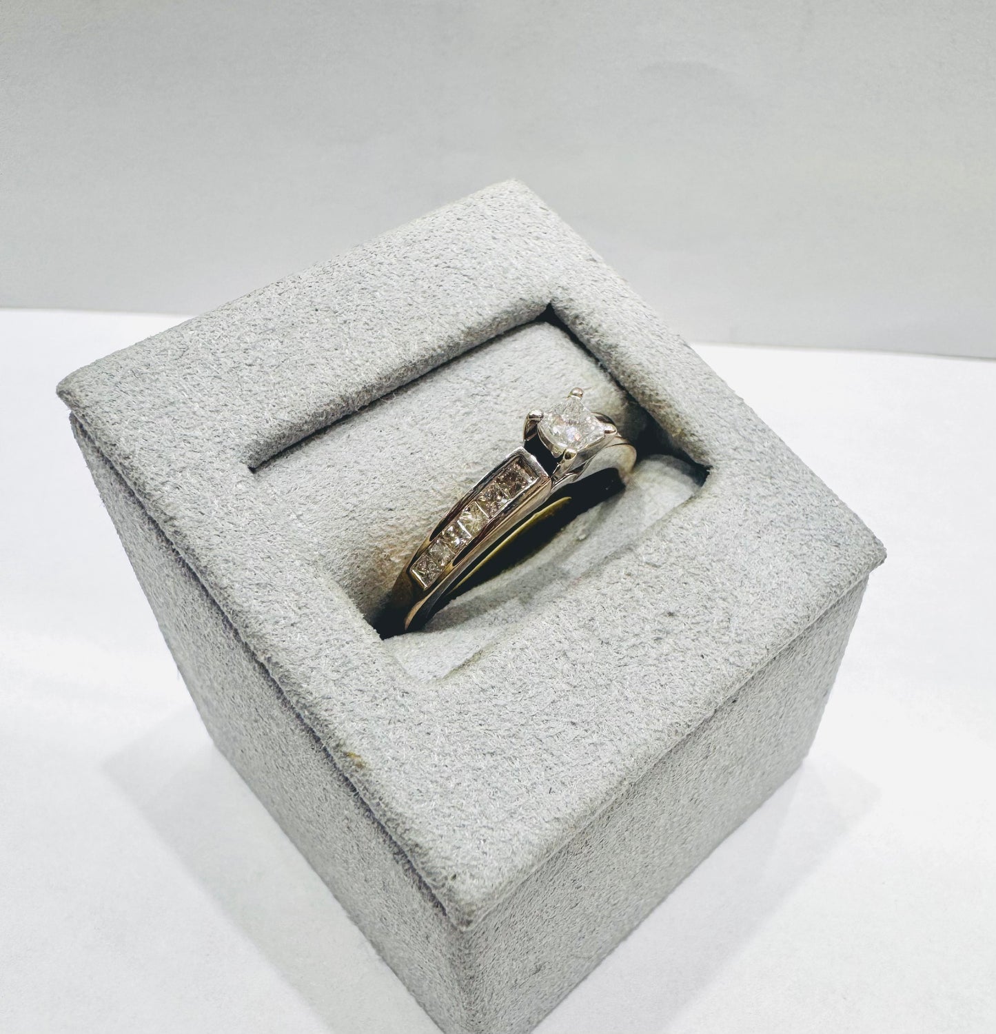 14K WHITE GOLD NATURAL DIAMOND RING 0.50CT, SIZE:  7.5