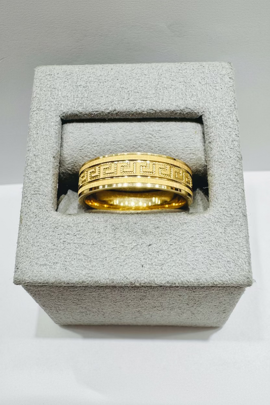 10K GOLD VERSACE BORDER WEDDING BAND, WEIGHT: 3.5gm, SIZE: 8, WIDTH: 5.6mm