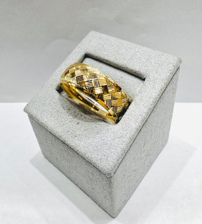 10K GOLD WEDDING BAND, WEIGHT: 4.2gm, SIZE: 10, WIDTH: 8mm