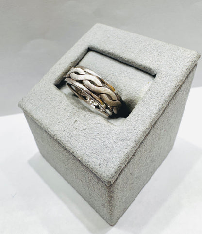14K WHITE GOLD WEDDING BAND, WEIGHT: 3.3gm, SIZE: 5, WIDTH: 5.6mm