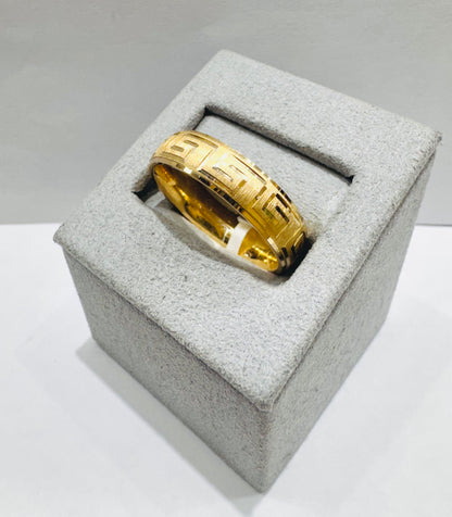 10K GOLD VERSACE BORDER WEDDING BAND, WEIGHT: 3.6gm, SIZE: 11, WIDTH: 6mm