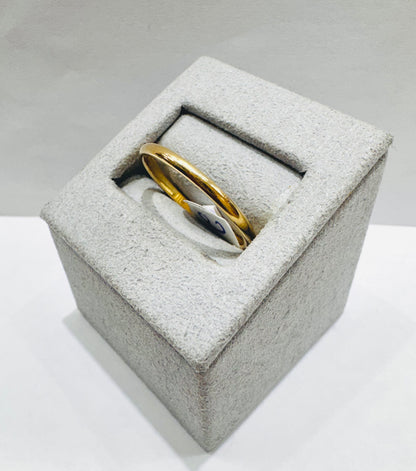 10K GOLD WEDDING BAND, WEIGHT: 1.8gm, SIZE: 11, WIDTH: 2mm