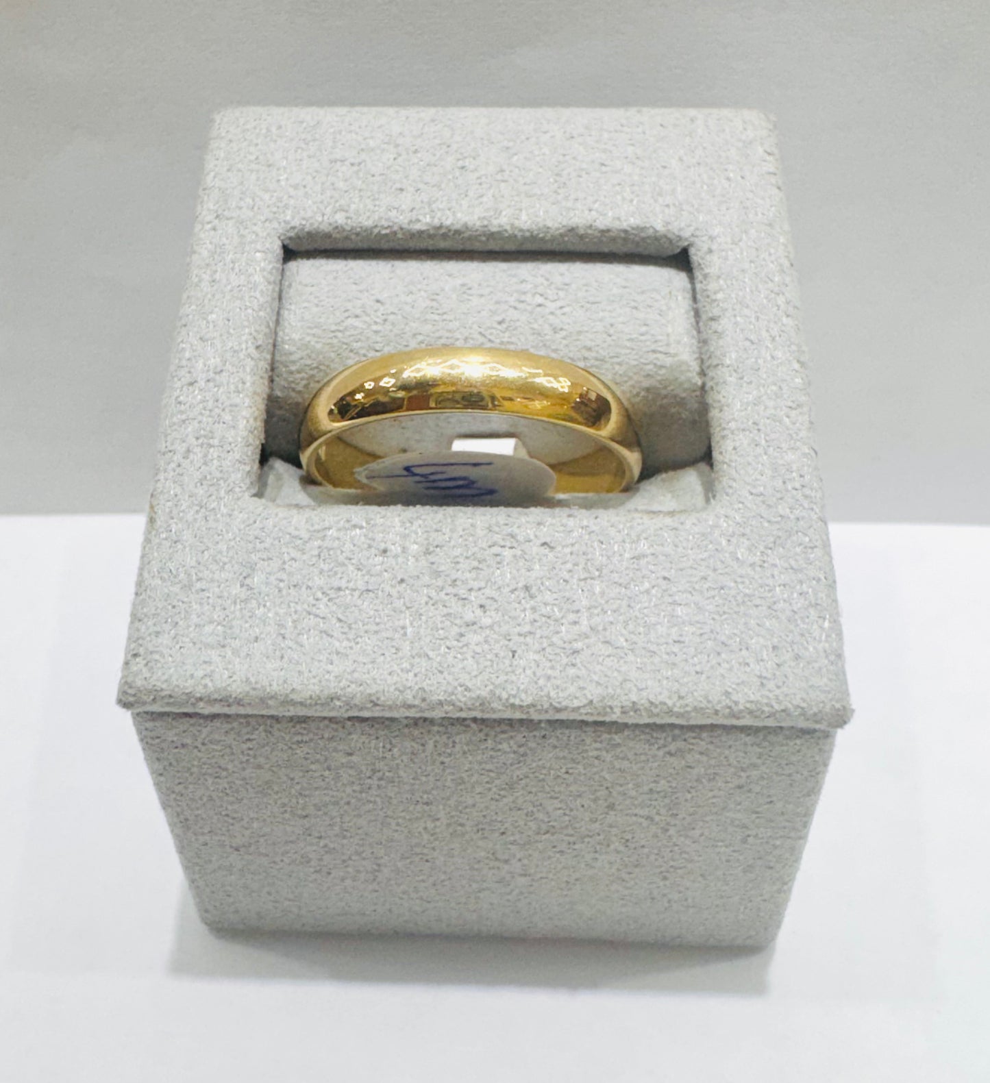 10K GOLD WEDDING BAND, WEIGHT: 3.4gm, SIZE: 10, WIDTH: 4mm