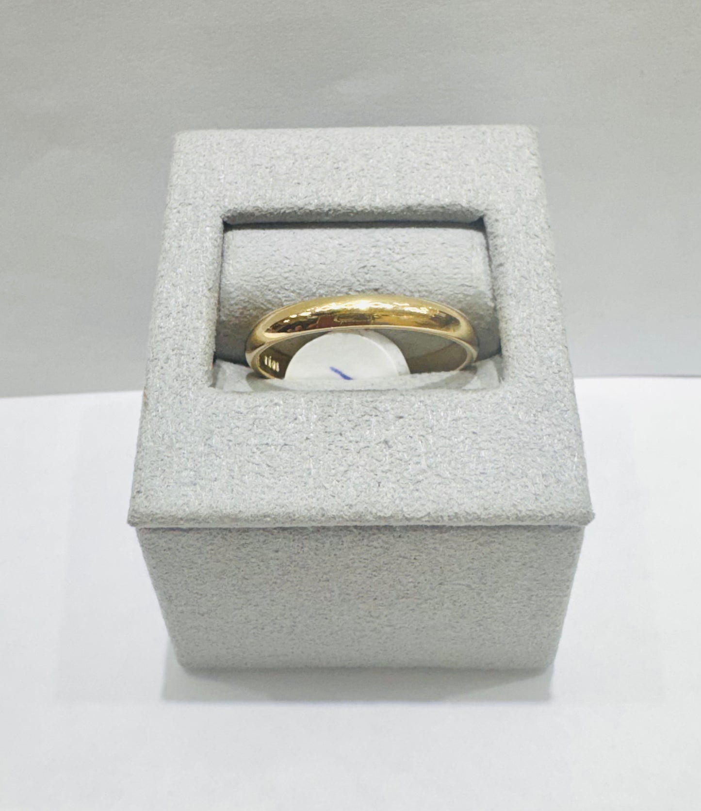 10K GOLD WEDDING BAND, WEIGHT: 2.8gm, SIZE: 11, WIDTH: 3mm
