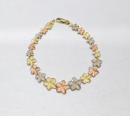 10K GOLD TRI COLOR HIBISCUS FLOWER BRACELET, WEIGHT: 6.5gm