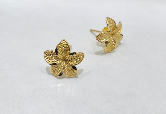 10K GOLD HIBISCUS FLOWER EARRINGS, WEIGHT: 1gm