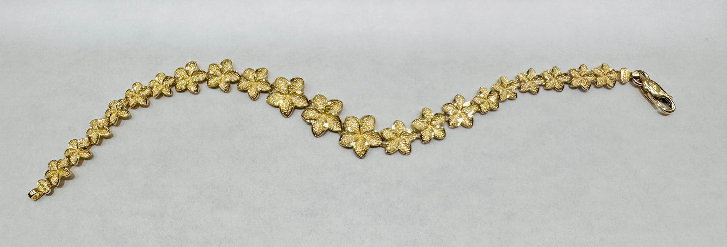 10K GOLD HIBISCUS FLOWER BRACELET, WEIGHT: 6.5gm
