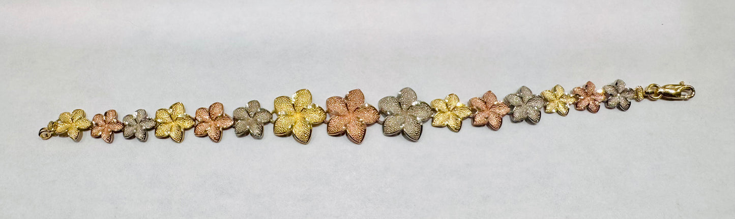 10K TRI-COLOR GOLD BIG HIBISCUS FLOWER BRACELET, WEIGHT: 8.1gm