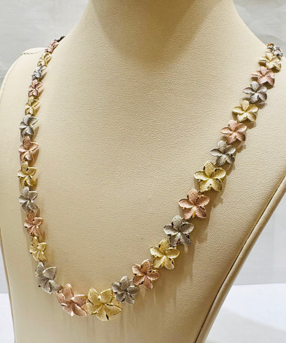 10K TRI-COLOR HIBISCUS FLOWER NECKLACE 17”, WEIGHT: 16.8gm