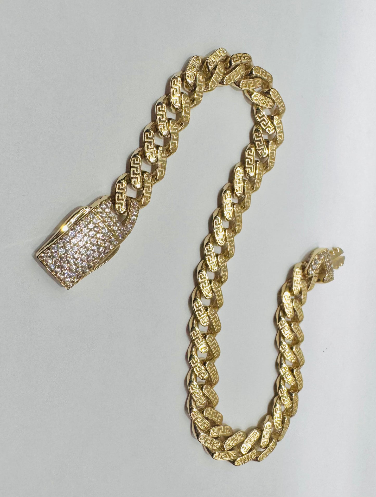 10K GOLD MONACO BRACELET WITH VERSACE DESIGN 8”, WIDTH: 6.6mm, WEIGHT: 6.2gm